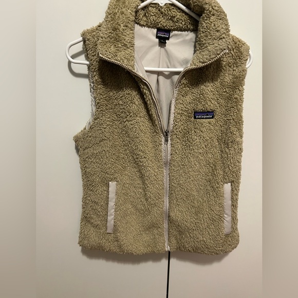 Women’s Patagonia Los Gato tan fleece Sherpa Vest size large - Picture 2 of 13